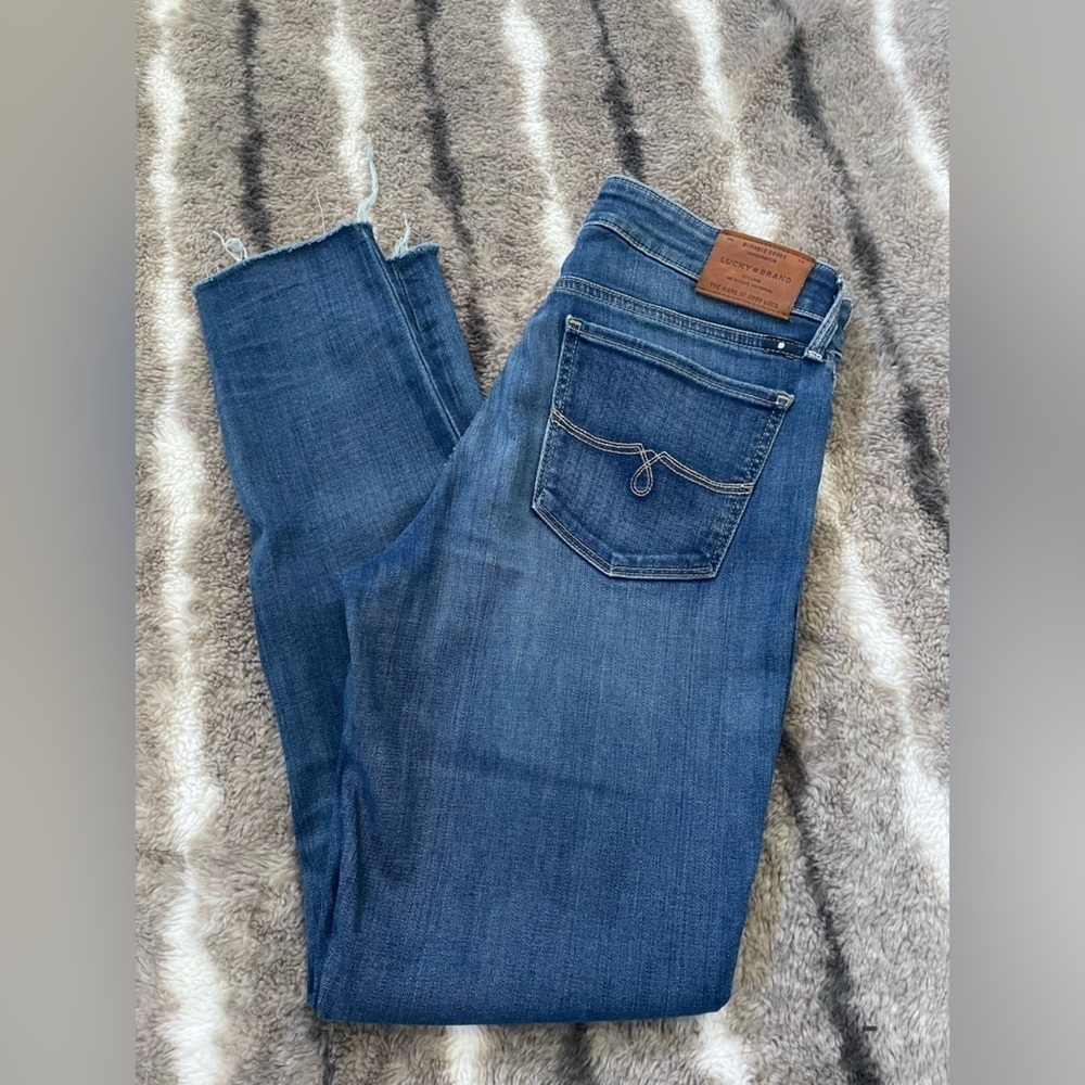 Lucky brand skinny jeans - Picture 3 of 7